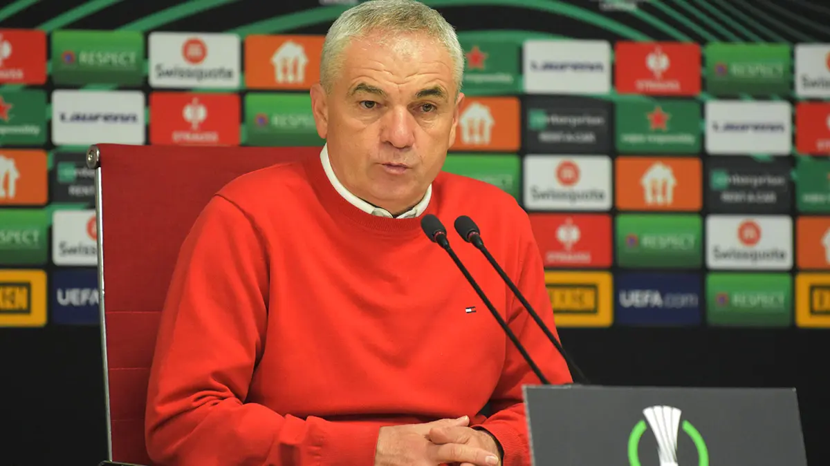 Sivasspor-fiorentina maçının ardından, sivasspor teknik direktörü rıza çalımbay ve fiorentina teknik direktörü vincenzo italiano açıklama yaptı.