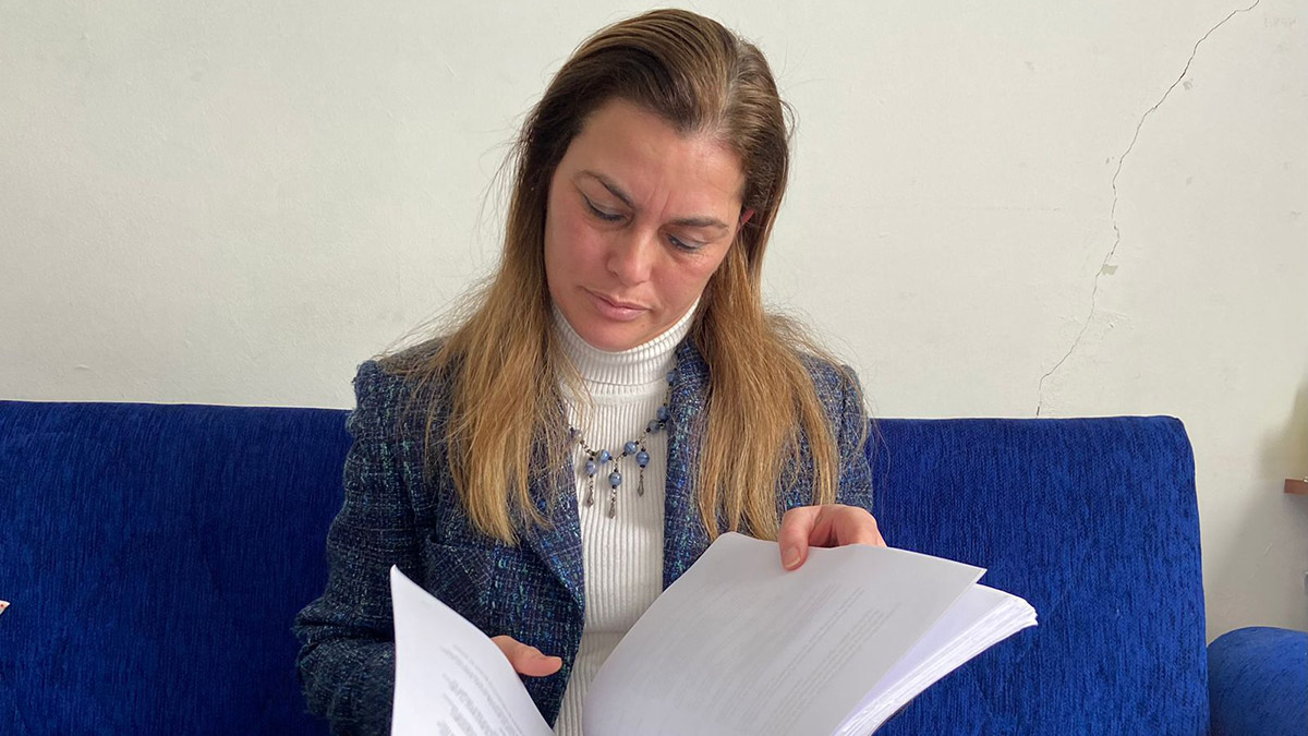 Öğretmenine bilmediği kelimenin anlamını sordu cevap alamayınca sözlük yazdı