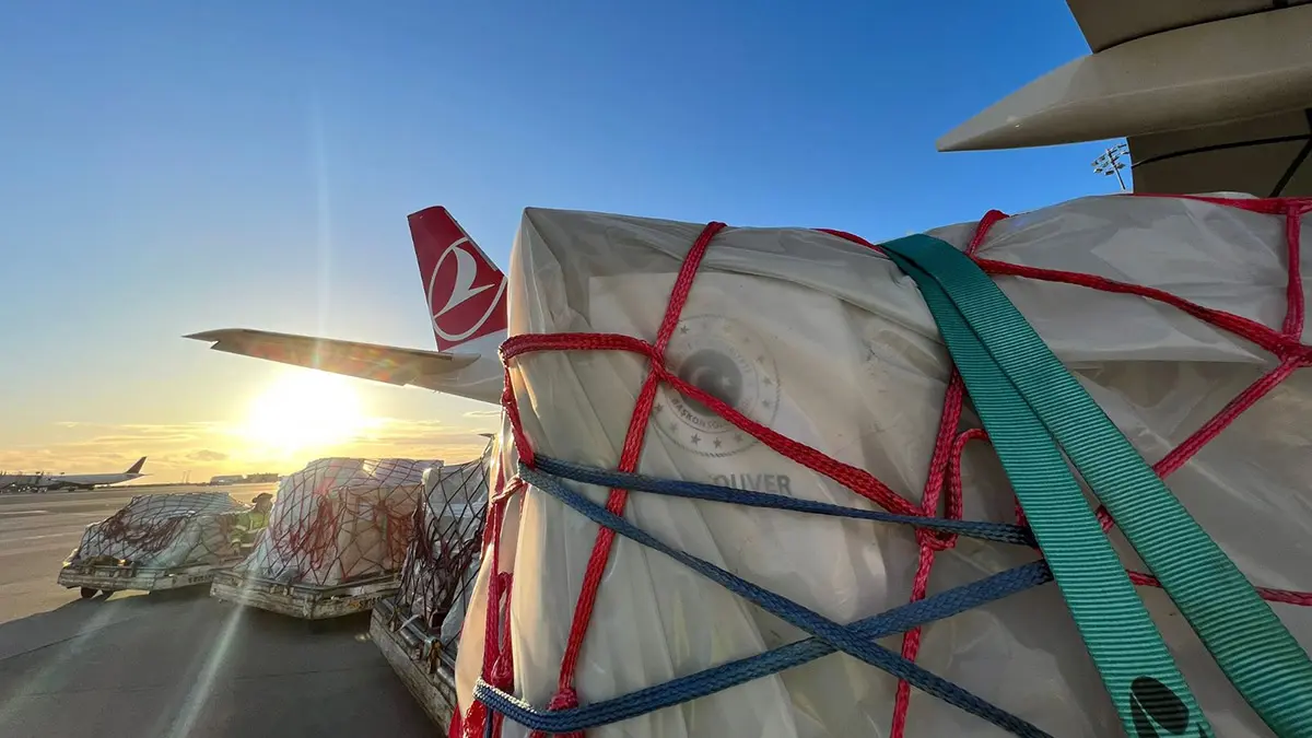 Türk hava yolları'nın 400'üncü uçağı depremzedeler için uçtu