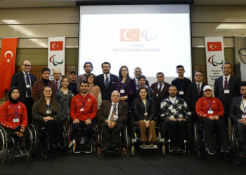 Paralimpik Komitesi Sporcu Konseyi üyelerini tanıttı