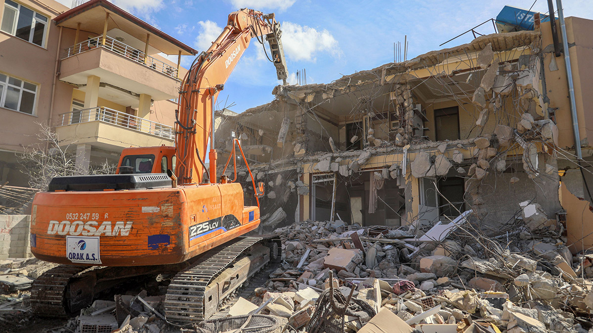 Her şey enkazın altında kaldı