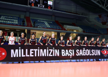 Türk Hava Yolları, CEV Kadınlar Kupası'nda yarı finale yükseldi