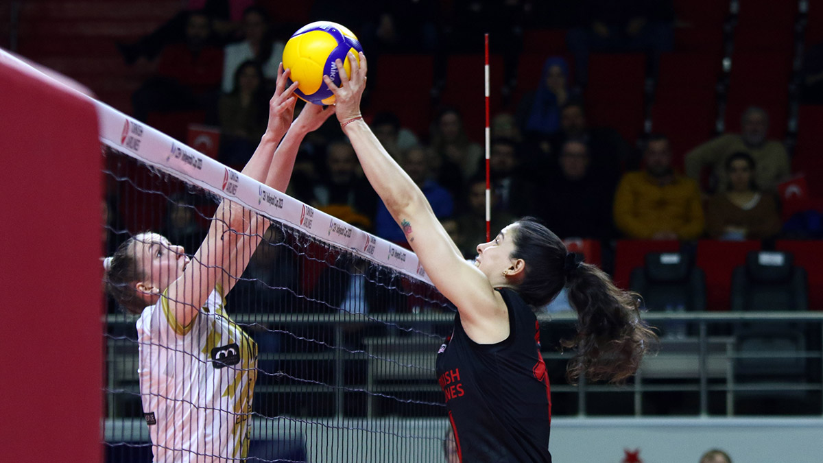 Türk Hava Yolları, CEV Kadınlar Kupası'nda yarı finale yükseldi