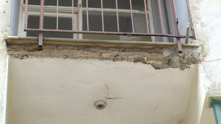 Tuzla'da riskli olan binalar tahliye ediliyor