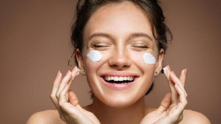 Soğuk havalarda cildinizi çok sıcak suyla yıkamayın