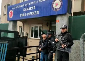 Çocukları sopayla döven servis şoförü tutuklandı