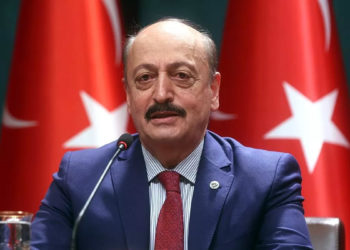 İmplant için 90 TL olarak ödenen tutar 750 TL’ye çıkarıldı