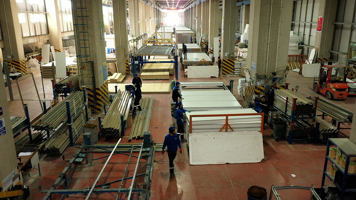 Sanayici ve meslek lisesi öğrencileri afet bölgesi için seferber oldu