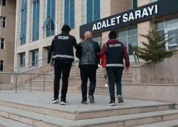 Adıyaman'da yıkılan sitenin müteahhidi kaçarken yakalandı
