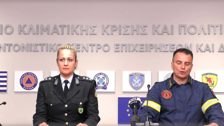 Yunanistan'da tren kazasında 36 kişi öldü