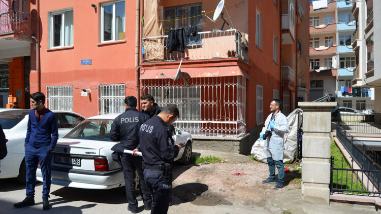 1 çocuk annesi Selvihan Doğancı evinde ölü bulundu