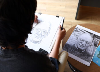 Ressam Turan Erol'un sanatı ve hocalığı anlatıldı