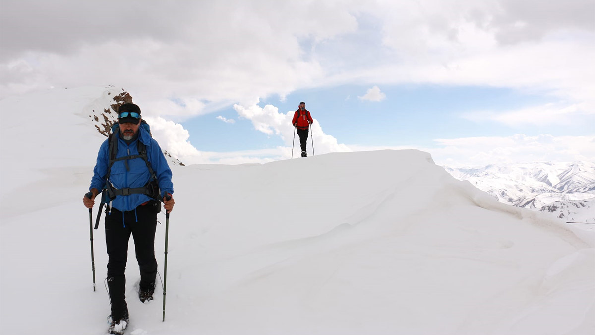 Van'da 3 dağcı Mengene Dağı'na tırmandı