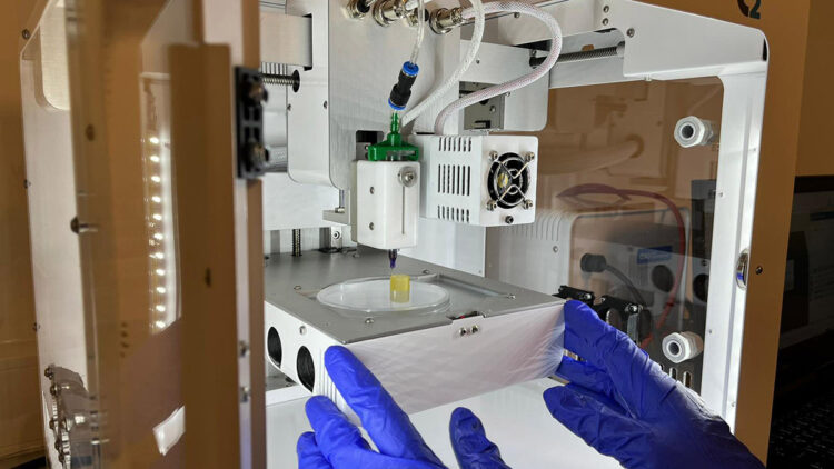 3D yazıcıyla doğal aort damarı üretildi