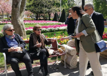 AK Parti'li Pervin Tuba Durgut'dan seçim ziyaretleri