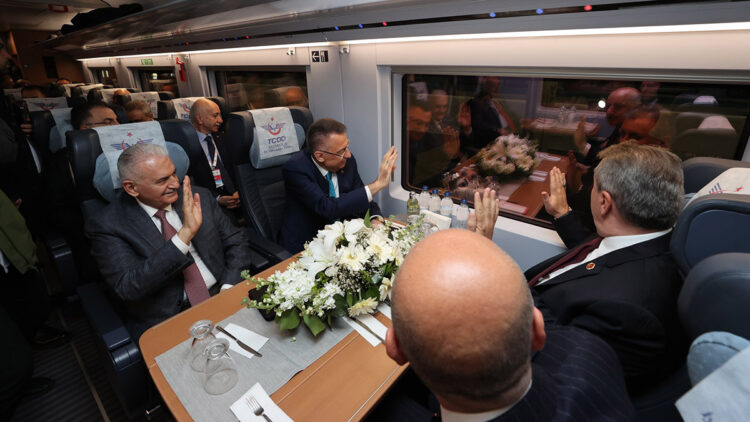 Ankara-Sivas hızlı treni başkentten hareket etti