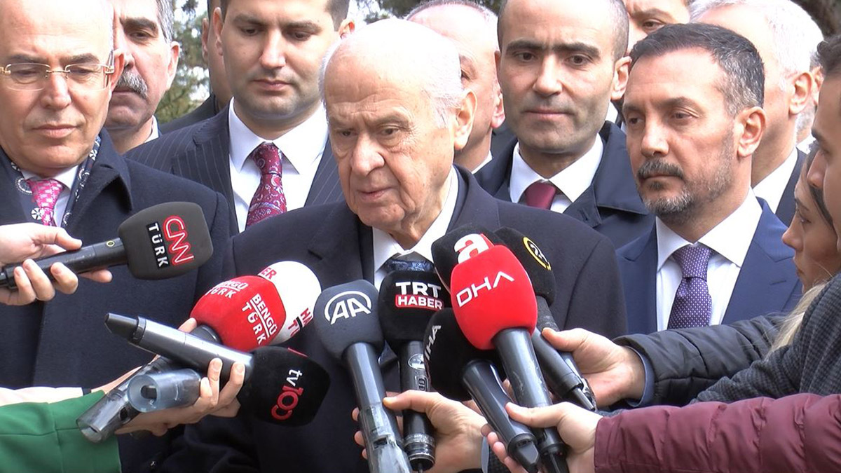Bahçeli: Milletimiz umutla geleceğe bakıyor