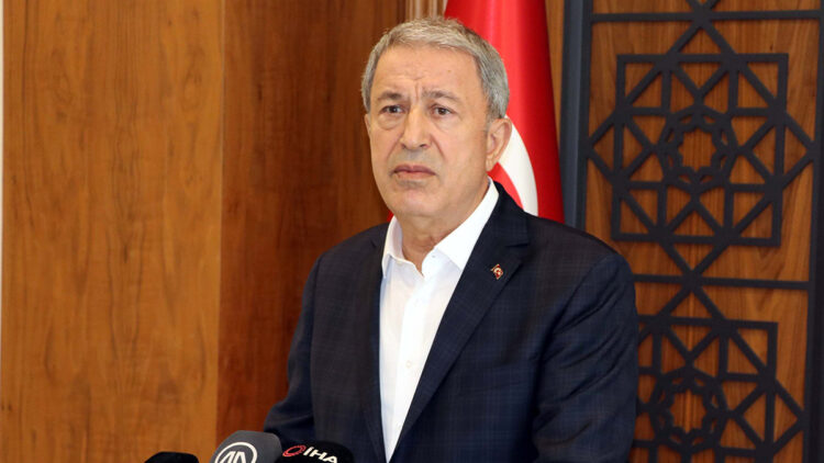 Bakan Akar: 10 terörist etkisiz hale getirildi