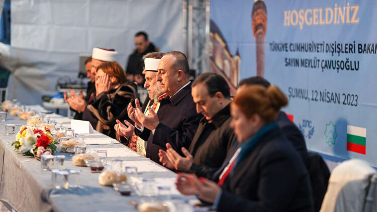 Bakan Çavuşoğlu'nun Bulgaristan temasları