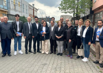 CHP milletvekili adayları esnafı ziyaret etti