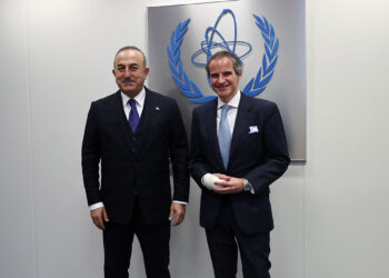 Çavuşoğlu, IAEA Direktörü Grossi ile görüştü