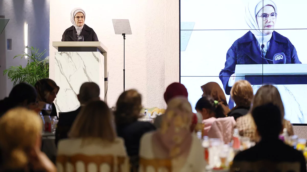 Emine erdoğan, togemder'in iftar programında