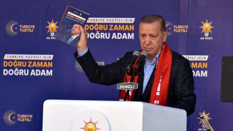 Ev hanımlarına emeklilik hakkı getiriyoruz