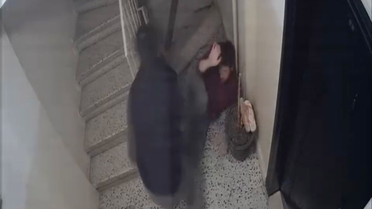 Evden çıkmayan kiracıya dayak