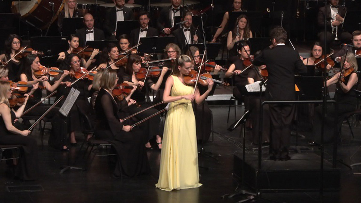 Gazeteci Çetin Emeç konserle anıldı 