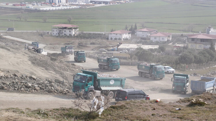 Hafriyat kimyasalları toprağa karışırsa verim düşer