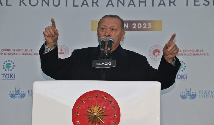 Hanımefendi senin aklın bu işlere ermez