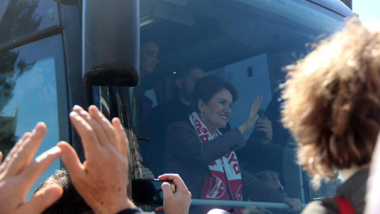 Helal oylarınızla başbakan olmak istiyorum