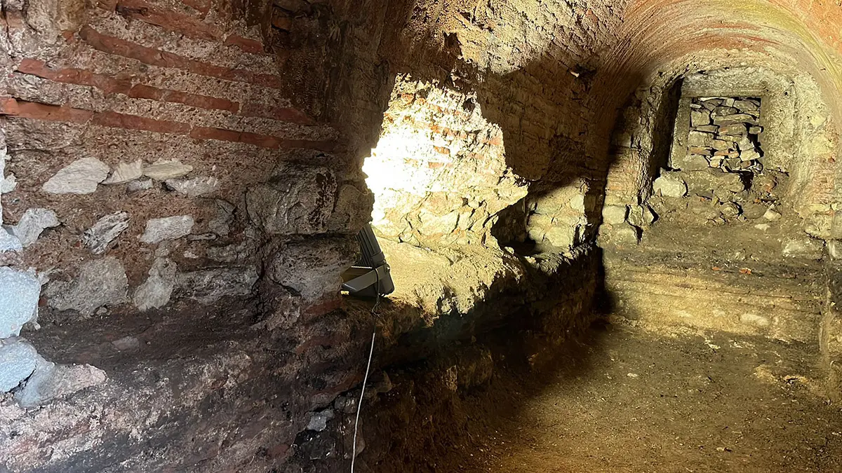 Istanbulda bin 500 yillik yeralti dehlizi bulunduj - yerel haberler - haberton