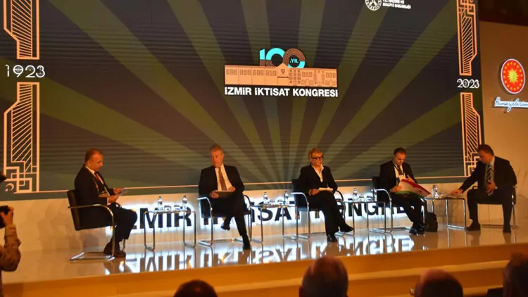 İzmir i̇ktisat kongresi'nin ilk oturumu yapıldı