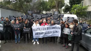 Kadıköy'de hayvanseverlerden eylem