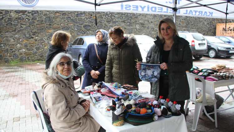 Kadın Emeği Pazarı Kartal’da açıldı