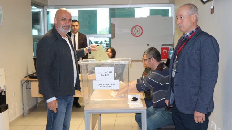 Kapıkule'de oy kullanma işlemleri başladı