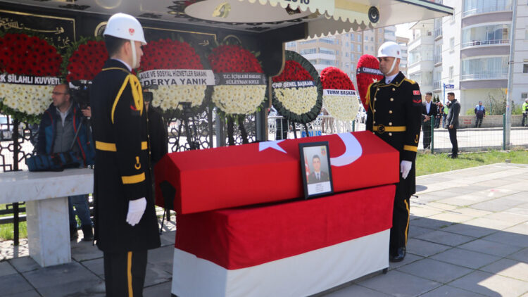 Kaza şehidi astsubay, son yolculuğuna uğurlandı