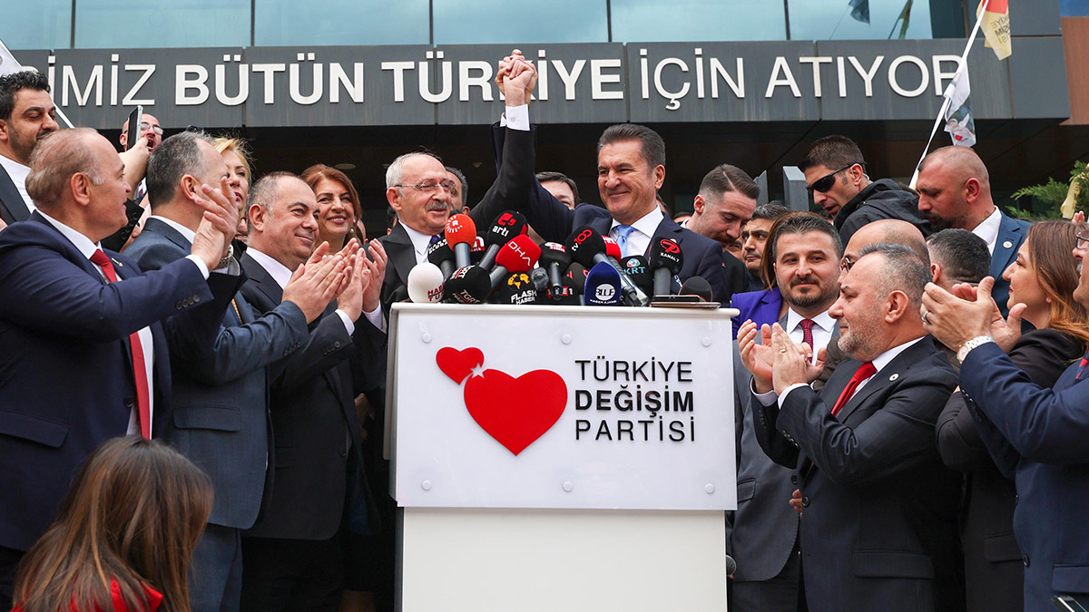 Kılıçdaroğlu Mustafa Sarıgül'ü ziyaret etti