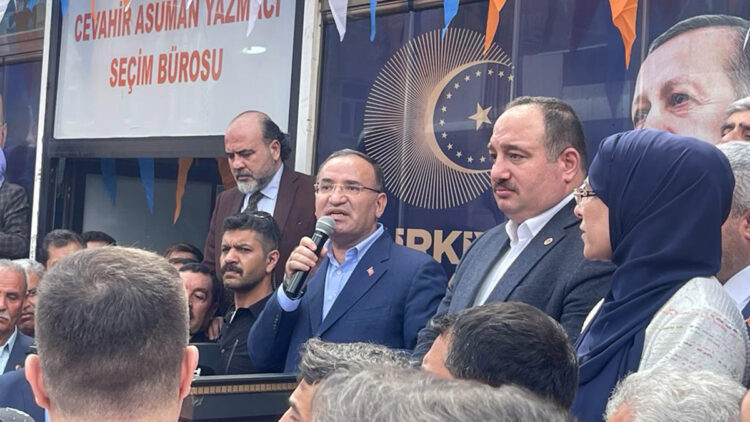 Kürtçenin üzerindeki her türlü yasağı biz kaldırdık