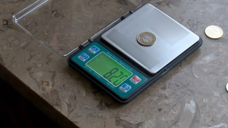 Metal parada ağırlık değişti, otomatlar şaşırdı