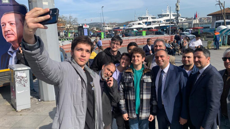 Milletvekili Adayı Sevan Sıvacıoğlu seçmenlerle buluştu