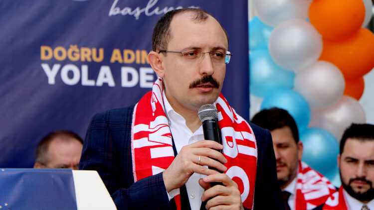 Muş: PKK'yla yan yana duramazsınız