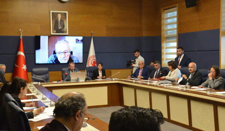 Nitelikli müteahhit sayısı 50 binin altında