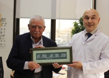 Parkinson hastalığına beyin pili ile çare buldu