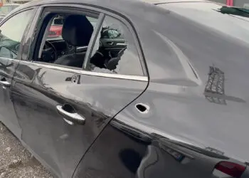 Pendik'te otomobildekilere silahlı saldırı: 1 ölü, 1 yaralı