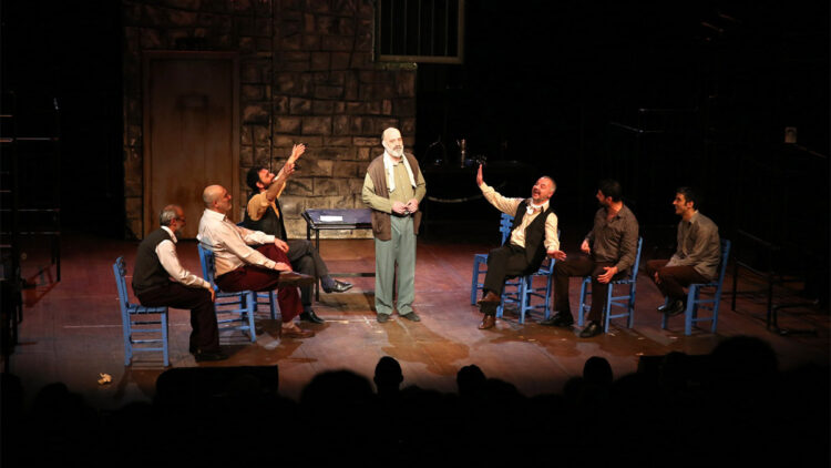 Macbeth ve Deniz'e Mektup seyirciyi büyüledi