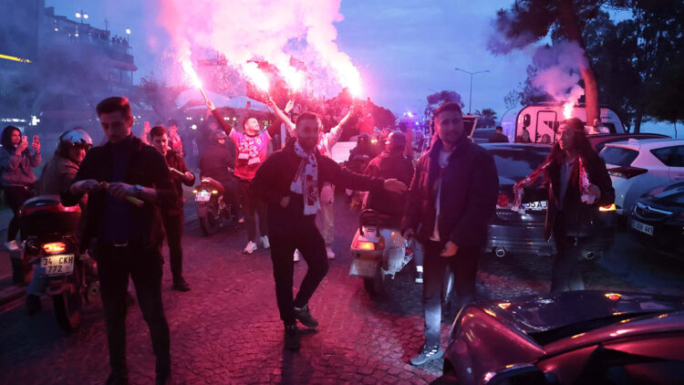 Samsunspor şampiyonluğu coşkuyla kutladı