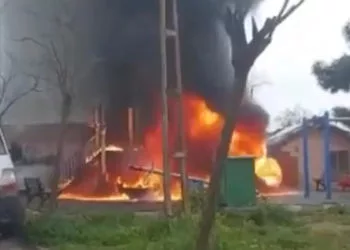 Sancaktepe'de oyun parkında yangın