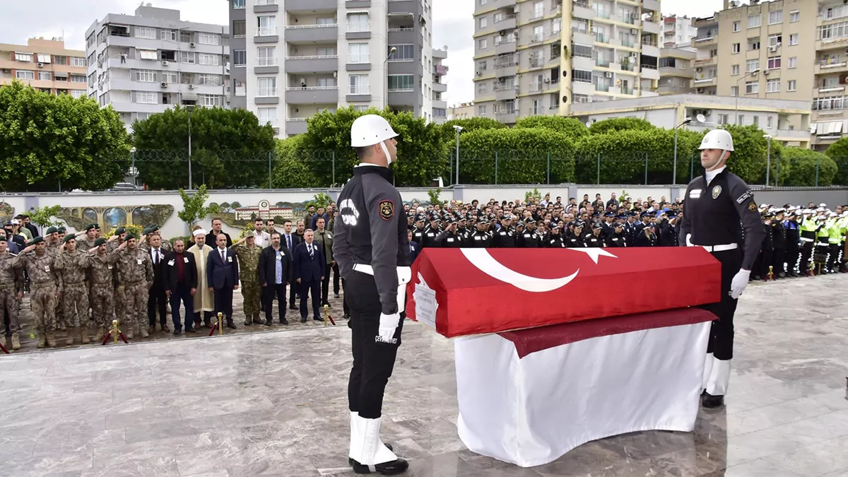 Sehit polis musa keskinin cenazesi elaziga gonderildig - yaşam - haberton